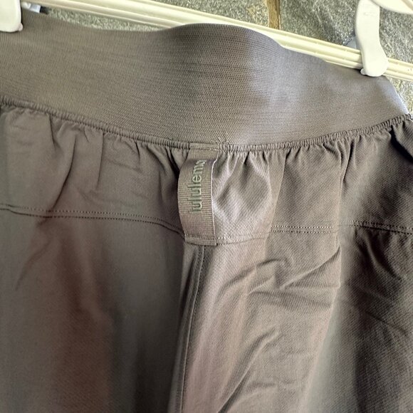 Lululemon License to Train Jogger - Picture 4 of 6